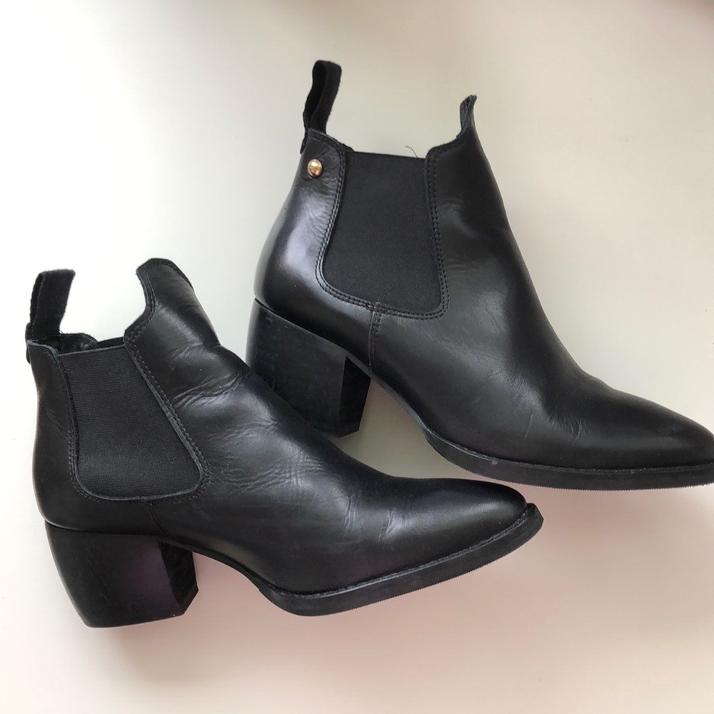Topshop Margot Chelsea boot